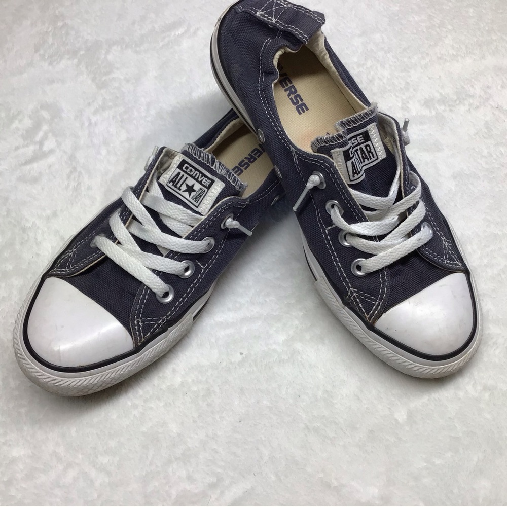 Converse Navy Blue and White Canvas Sneakers women’s 8
